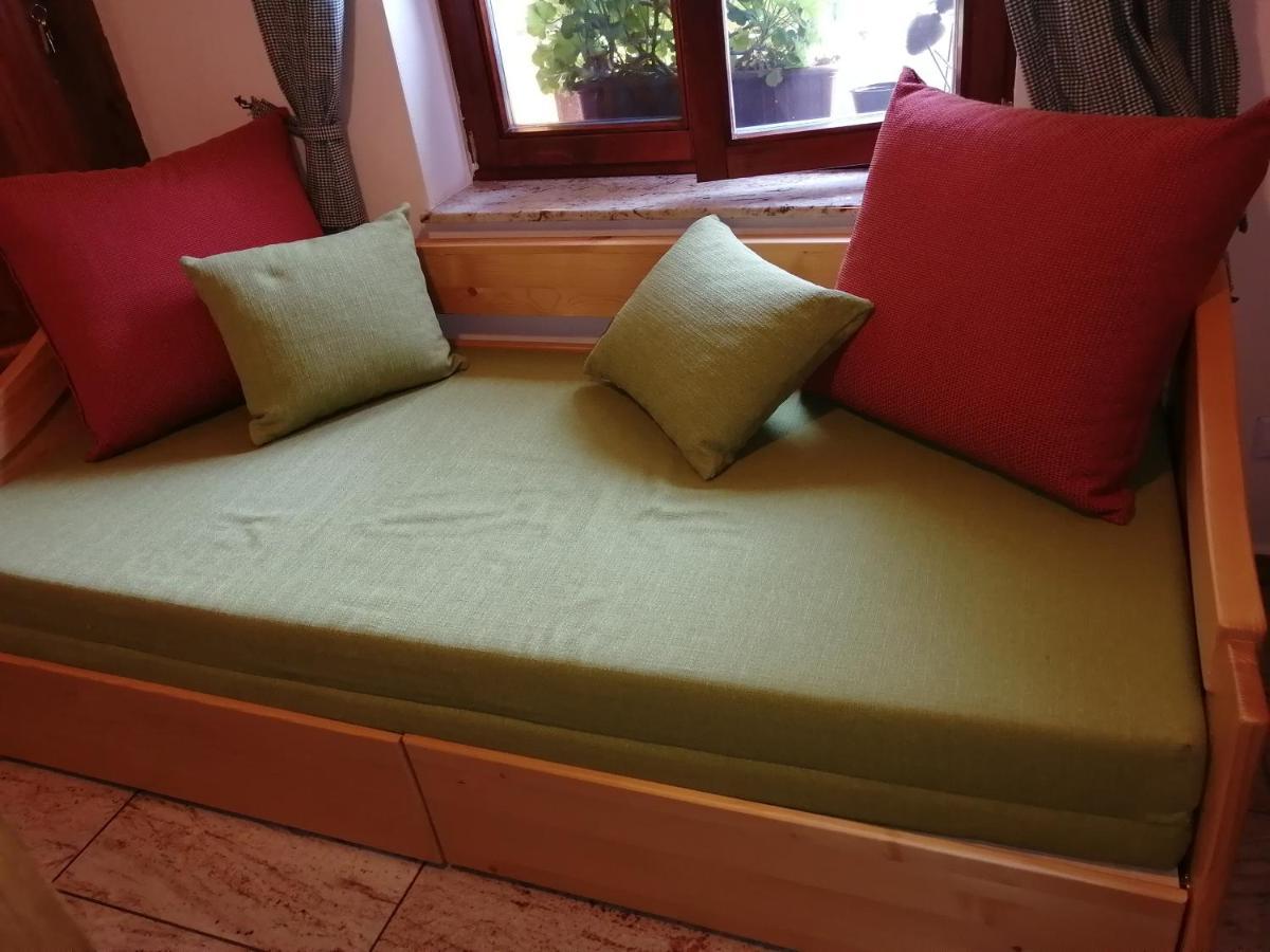 Burg Nad Banskou Stiavnicou Guest House Stiavnicke Bane Eksteriør bilde