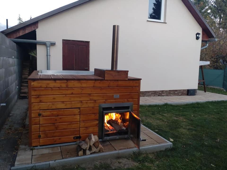 Burg Nad Banskou Stiavnicou Guest House Stiavnicke Bane Eksteriør bilde
