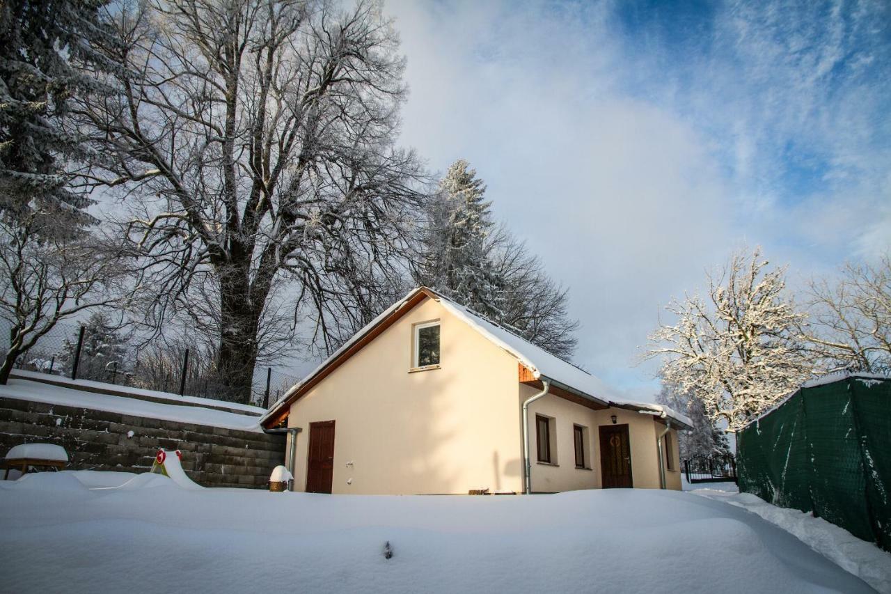Burg Nad Banskou Stiavnicou Guest House Stiavnicke Bane Eksteriør bilde